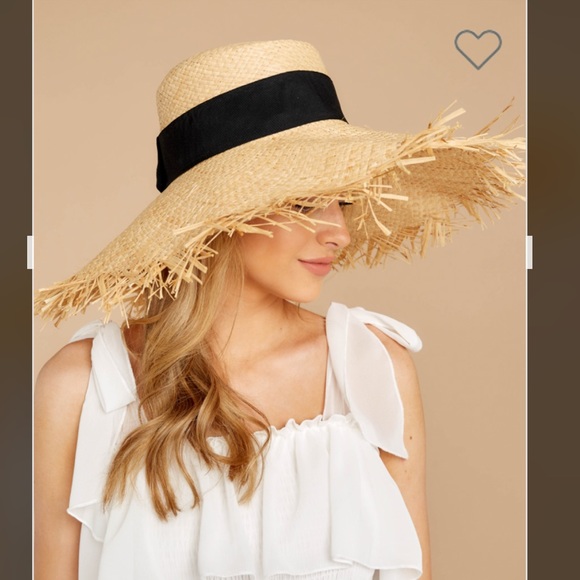 Beach Hat 🌴 - Picture 3 of 7